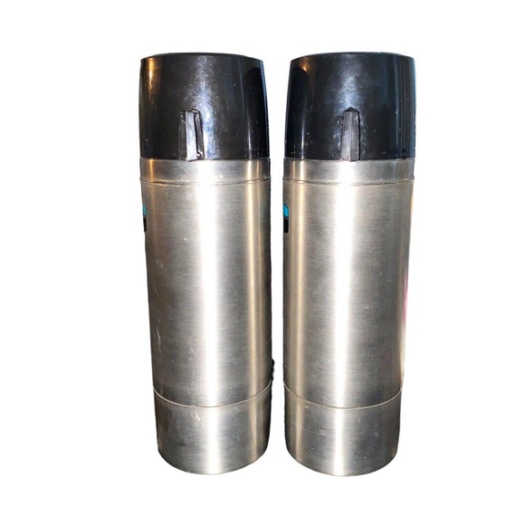 Vintage Alladin Plaid Tote with Two Metal King-Seeley 1-Liter Thermoses - Picture 8 of 11